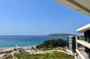 Квартира с одной спальней в Бечичи