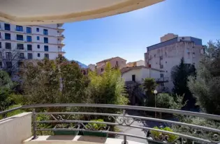 Квартира с одной спальней в Бечичи