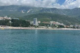 Квартира с одной спальней в Бечичи