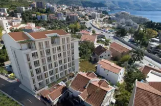 Квартира с двумя спальнями в Бечичи