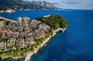 Квартира с тремя спальнями в Dukley