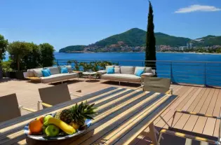 Квартиры с  четырьмя спальнями в Dukley