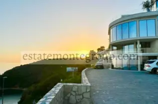 Квартира с одной спальней в Будве