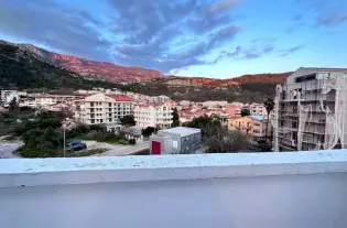 Квартира с одной спальней в Будве