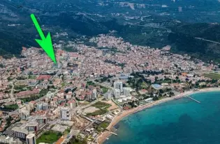 Квартира с двумя спальнями в Будве