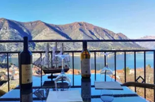 Квартира с двумя спальнями в Доброте