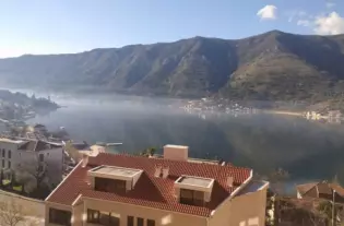 Новая квартира с одной спальней в Доброте