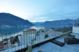 Пентхаусы с бассейном в Доброте