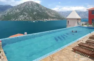 Квартира с тремя спальнями в Костанице