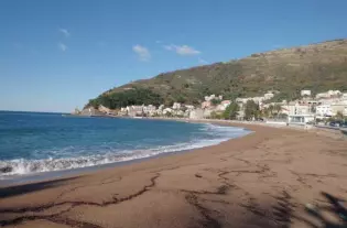 Квартира с тремя спальнями в Петроваце