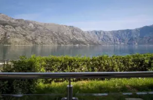 Квартира с двумя спальнями  в Столиве