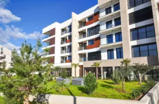 Квартира с одной спальней в Тивате