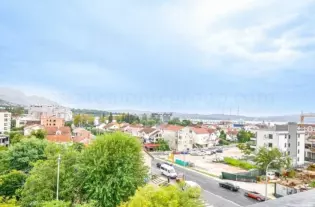 Квартира студия в Тивате