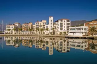 Квартира с двумя спальнями в Porto Montenegro