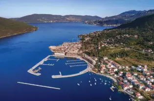 Квартиры в новом комплексе в Херцег Нови