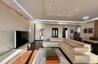 Продажа апартамента с тремя спальнями в городе Петровац