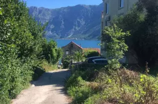 Участок земли под застройку двух трёхэтажных домов