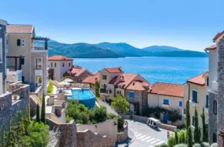 Новая квартира с одной спальней на Луштице