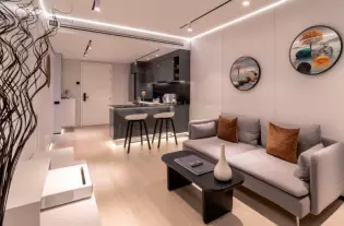 Современный жилой комплекс в районе Чалонг (003150)