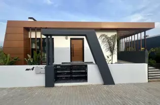 Просторные бунгало в самом красивом жилом комплексе Енибогазичи (009105)