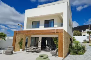 Современная вилла с потрясающими видами на море в Финестрате (257237)