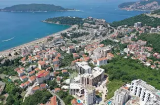 Новый уникальный комплекс с видом на море в Бечичи