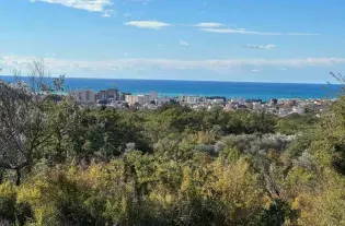 Продается участок в Баре с видом на море
