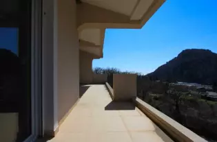 Дом с отдельными квартирами