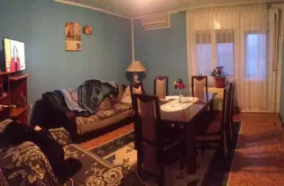 Трехэтажной дом в Дженовичи