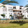 Разнообразные апартаменты в жилом комплексе на берегу южной стороны полуострова Карпас, в туристической зоне Бафра (002198)