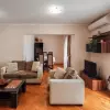 Светлая квартира с 3 спальнями, 78 м², Будва