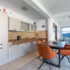 Квартира 71 м² с панорамным видом на море в Бечичи