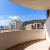 Квартира 52 м² с видом на море и двумя террасами в Бечичи