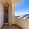 Квартира 52 м² с видом на море и двумя террасами в Бечичи