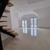 Дуплекс с тремя спальнями в Игало с видом на море