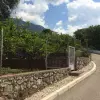Участок с небольшим домом в Добре Воде